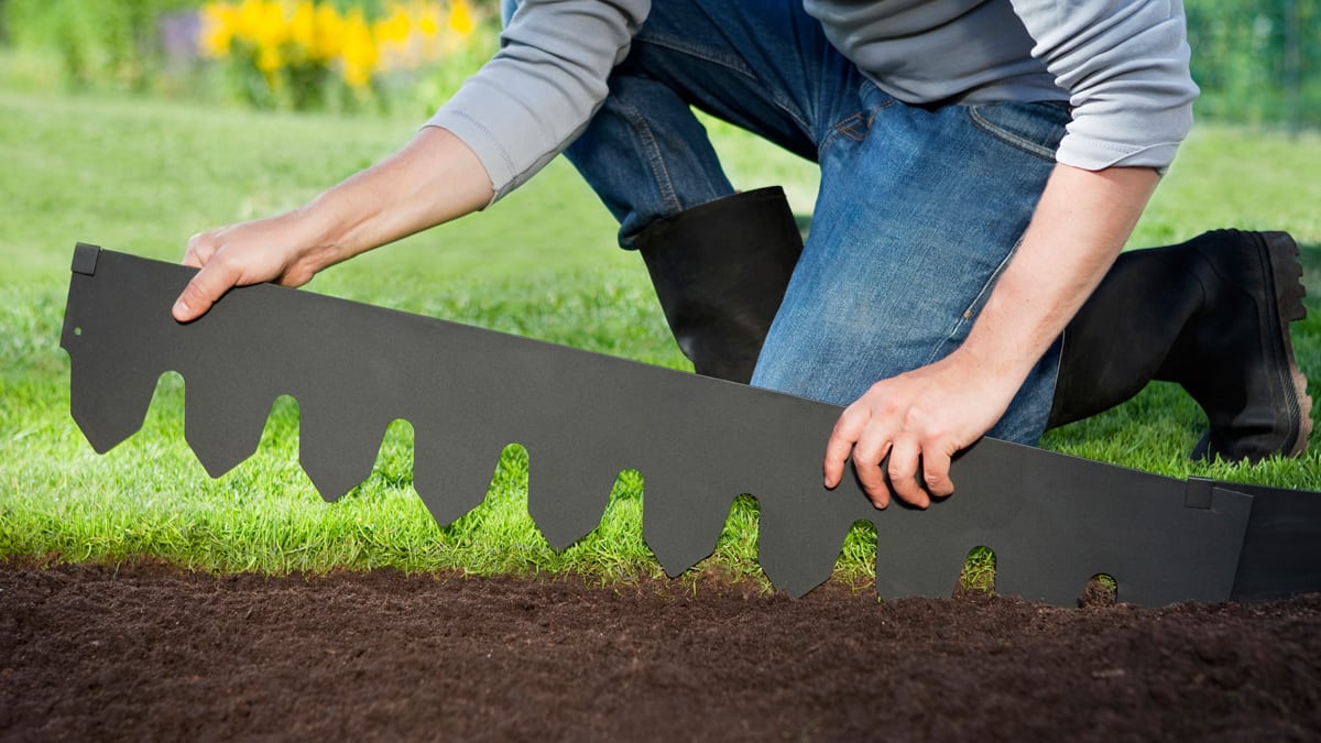 Rajausreunan asentaminen