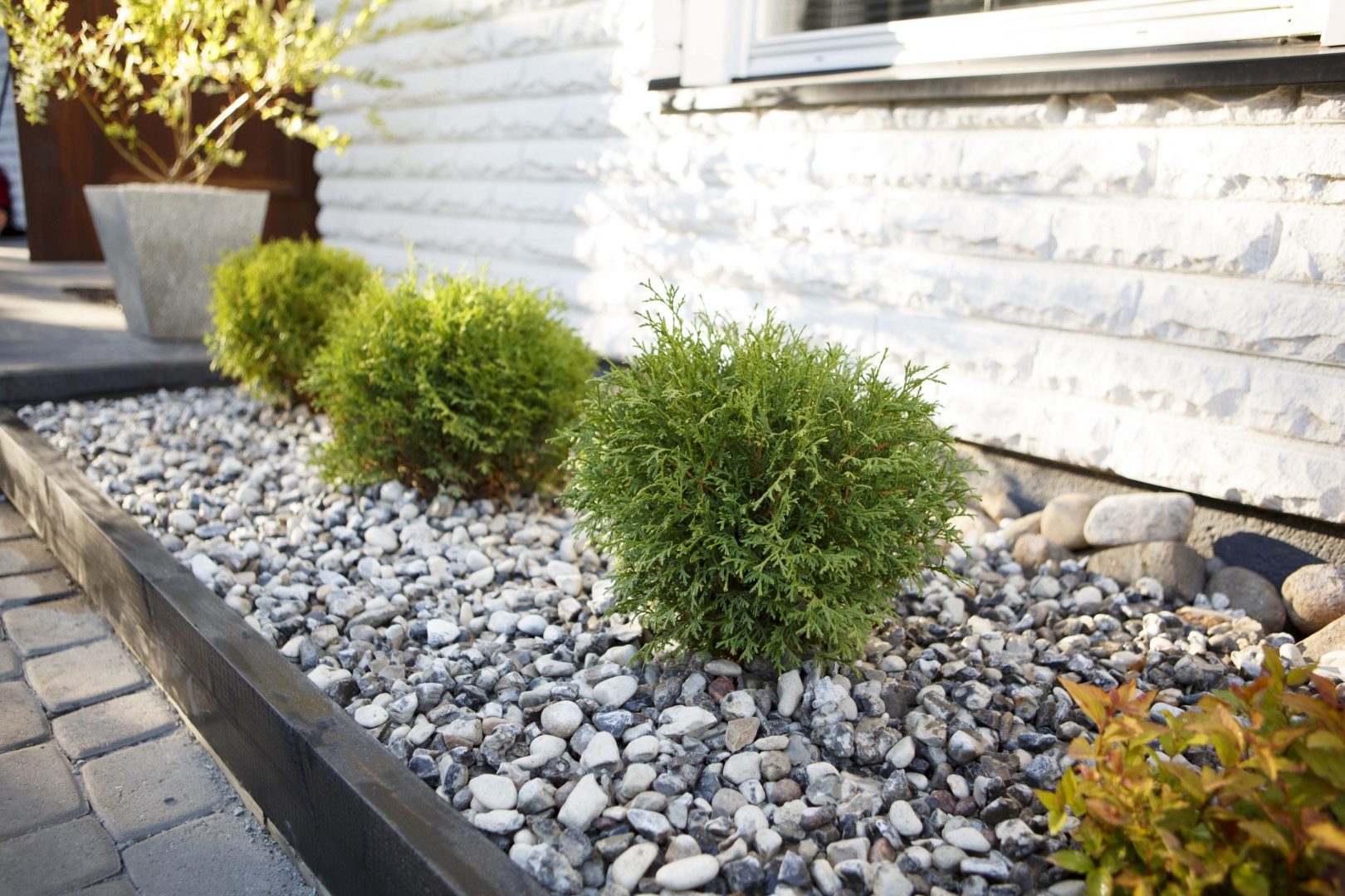 Uusi ilme koristekivillä