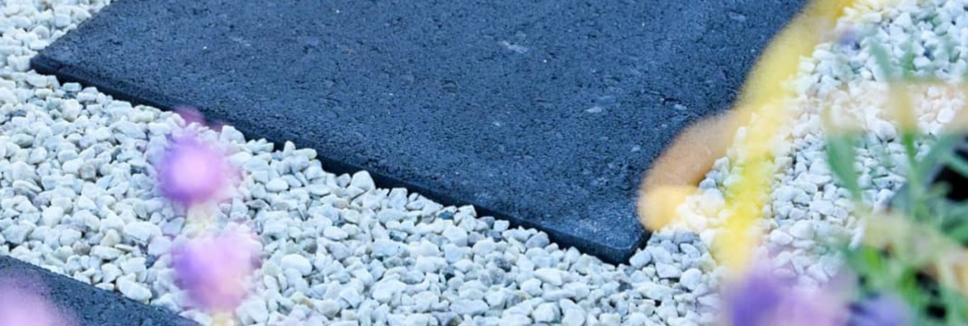 Pihan viimeistely koristekivillä – Arkkitehdin karkkipäivä