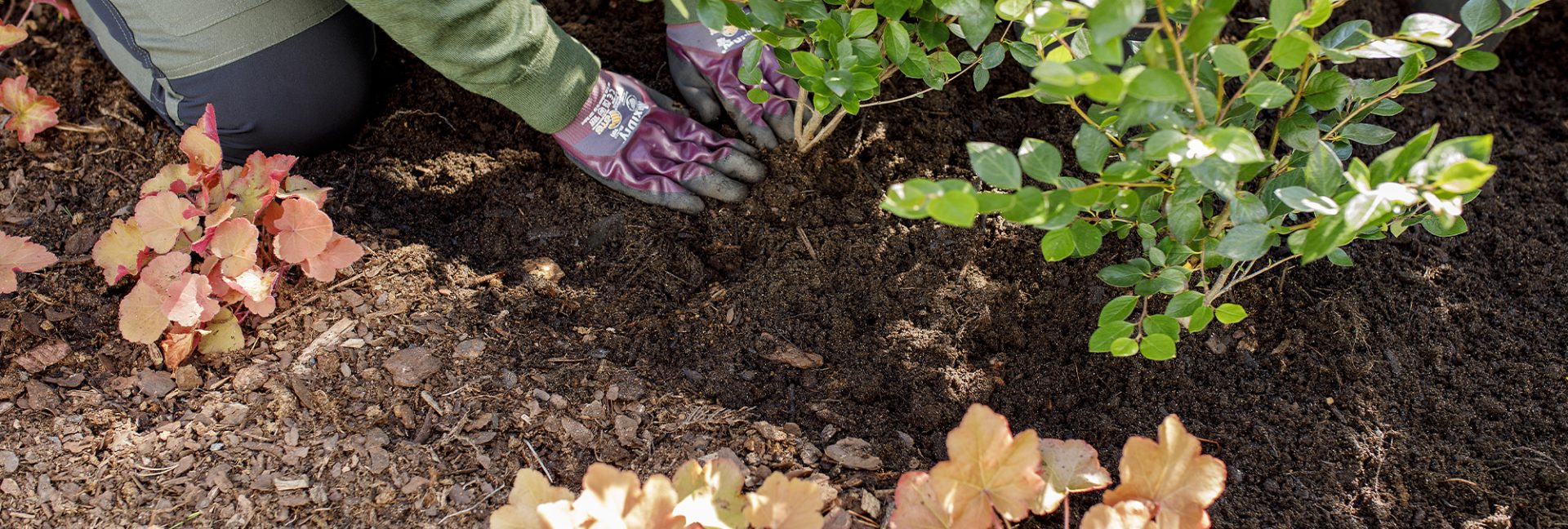 Puutarhakatteita kaikkiin pihan tarpeisiin